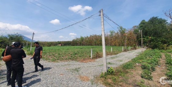 Mình chính chủ cần Bán 6lô liền kề Tại xã Suối Đá, Huyện Dương Minh Châu ,Tây Ni