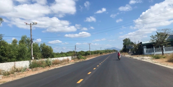 Cần bán lô đất mặt tiền HÙNG VƯƠNG