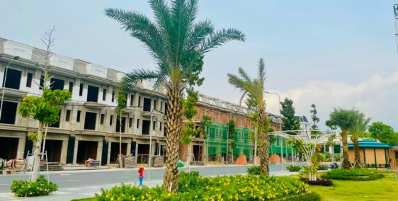 ĐẤT BÌNH SƠN. ĐƯỜNG 45M. SỔ RIÊNG. CÁCH SÂN BAY LONG THÀNH 2KM.