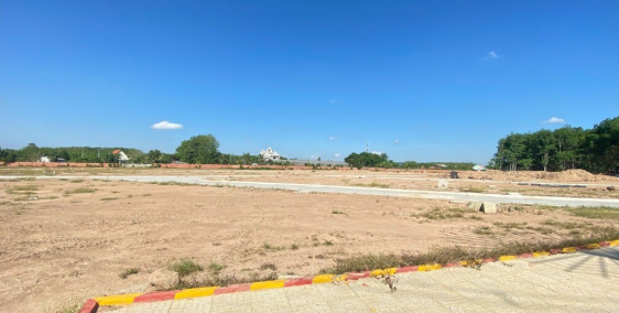 Đất mặt tiền DT741 TTHC Phú Giáo, cách chợ Phước Vĩnh 5 phút 750tr