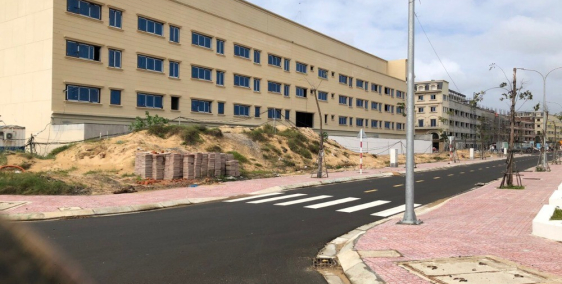 *** NHANH NHANH *** lô đất Nguyễn Văn Huyên giá cực ưu đãi