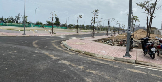 *CỰC HOT* với đất Lý Nam Đế và Lương Sỹ Bổ giá cực tốt