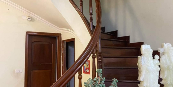 Bán nhà Tây Hồ, Biệt thự Siêu đẹp, Ngõ thông ô tô, kinh doanh 83m2 giá bán 13 tỷ