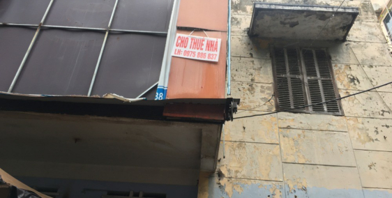 nhà 2 tầng mặt đường trần hưng đạo