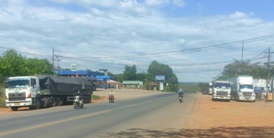 Bán gấp lô đất mặt tiền đường DH