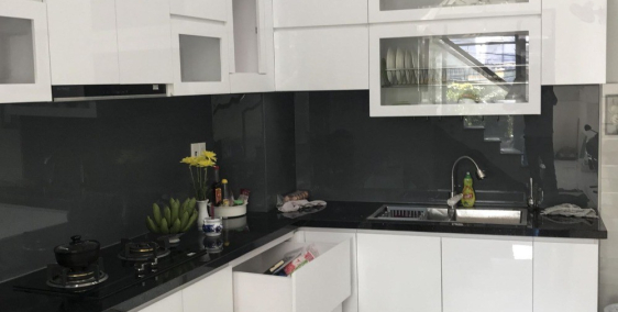 bán gấp lô góc 2 mặt tiền Cẩm Lệ, Đà Nẵng nhà 3 tầng dưới 5,9 tỷ (5x18)