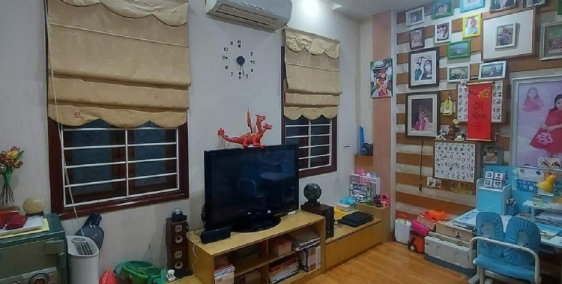 Bán nhà đường Võ Chí Công, Tây Hồ lô góc thoáng 55m2, 5m giá 7.5 tỷ.