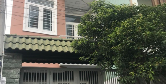 Bán nhà tâm huyết đang ở đường lớn giá ngộp