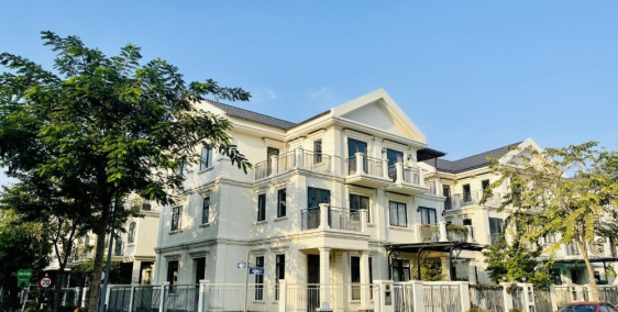 Biệt thự view hồ, Lakeview City, full nội thất, 2 mặt tiền 4 tầng DT 120m2 11 tỷ