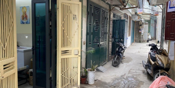 Bán nhà ngõ 42 Thịnh Liệt, ngõ nông, đầu tư sinh lời, 4 tầng nhỉnh 2 tỷ.