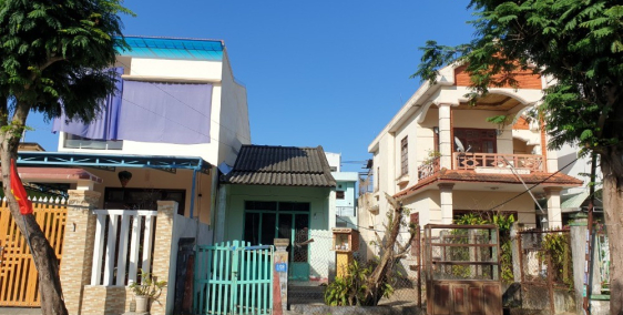 Cần bán lô đất mặt tiền đường Lý Thái Tổ, gần nhà hát Hội An