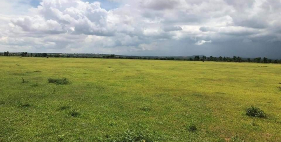 Bán 10,880m2 đất vườn hoà thắng 1,5 tỷ cách ĐT 716 3km sổ có đường Lh 0938677909