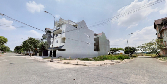 Kẹt tiền sang gấp lô MT Lý Chiêu Hoàng, P6, Q6, 80m2, xây tự do. Giá 2.6 tỷ