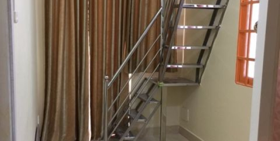 Chính chủ cho thuê nhà nhỏ đẹp nguyên căn gần Cầu Thị Nghè