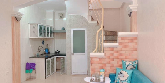 Bán nhà Đê La Thành, Đống Đa 4 tầng 34m2 gần ngã 7 Xã Đàn 3.2 tỷ