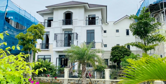 BÁN BIỆT THỰ NẰM TRONG QUẦN THỂ BIỆT THỰ ĐƠN LẬP