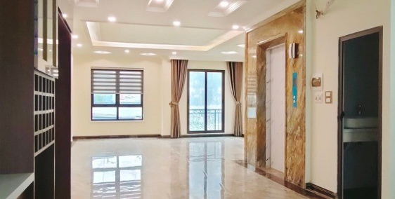 Nhà Phùng Chí Kiên 47m2, 7T thang máy, GARA OTO 7 chỗ, 10.2Tỷ