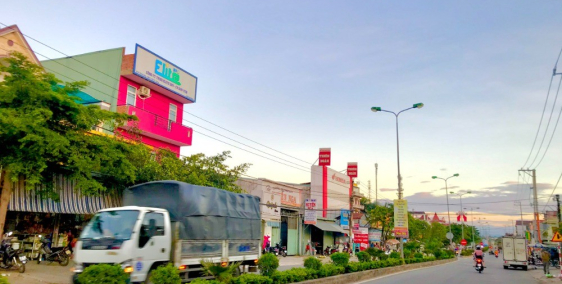 Bán Tháo 2 Lô Liền Kề Hướng Đông 350m2 Giá 499 Triệu. Megacity Kon Tum Trung Tâm