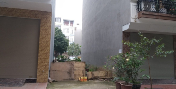 Tôi bán đất dịch vụ Đìa Lão, Hàng Bè gần chung cư Mipec 50m2 chỉ 5.48 tỷ.