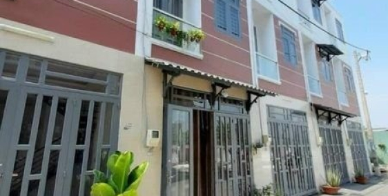 bán nhà nguyên căn, tặng full nội thất, dọn vào ở ngay