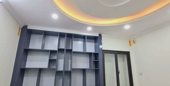 Chính Chủ Cần Bán - Nhà Đẹp - Giá Hời - Tặng Luôn Nội Thất cho Người Mua