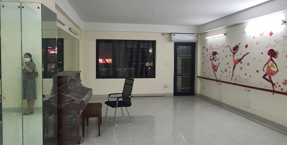 Nhà mặt đường Phạm Văn Đồng VỈA HÈ, KINH DOANH, 75m2x6T, MT 5m, 19.9 tỷ.