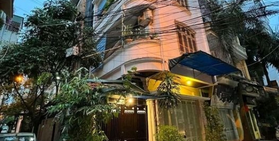 LÔ GÓC, GARA. Ô TÔ TRÁNH, KINH DOANH!