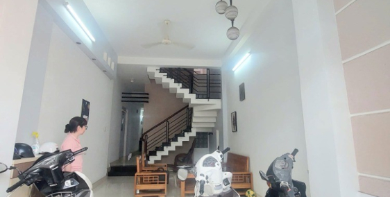 Nhà hẻm Trần Bá Giao, hẻm còn to hơn đường, nở hậu, 97m2, 3 tầng chỉ 9 tỷ 800