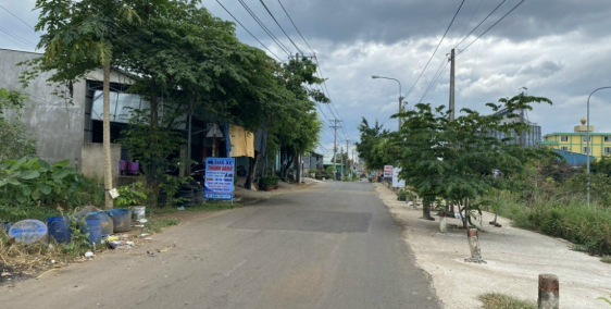 Đất đối MT đường lớn diện Sonadezi SHR Full thổ cư cần bán gấp giá 1t5/140m2