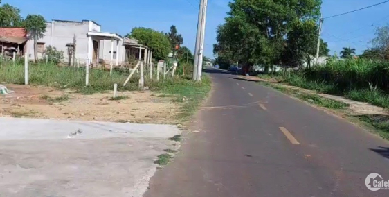 Cần bán đất mặt tiền đường Nguyễn Huệ, thị trấn Đất đỏ BRVT