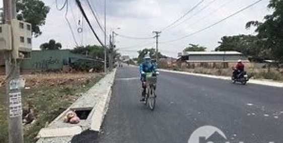 CẦN BÁN GẤP LÔ ĐẤT THỔ CƯ 100% SHR NGAY NGÃ BA MỸ HẠNH NAM