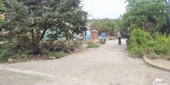 Bán lô đất Trồng cây 61m2 Lò Lu Q9 TPHCM. Giá chỉ 700tr. Xung quanh dân ở kín