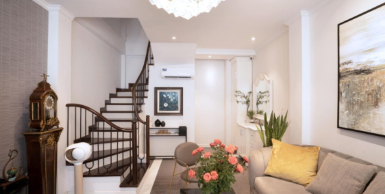 Bán nhà Hoàng Như Tiếp, Long Biên 40M*5T 3.2 tỷ Ngõ xe cấp cứu, gần Ngọc Lâm