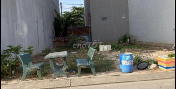 Bà Tư tuổi già sức yếu cần gấp bán lô đất tổ đường Tân Liêm,Bình Chánh 85m2 SHR