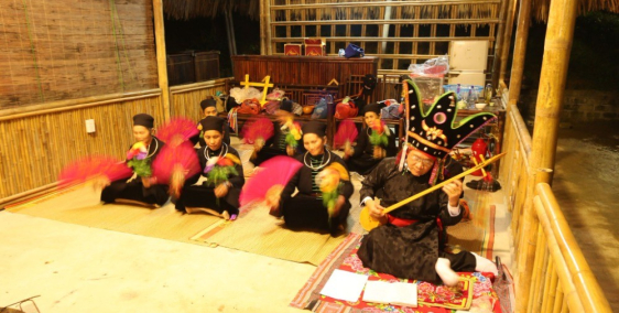 CHUYỂN NHƯỢNG: Khu du lịch sinh thái Bản Hồ.