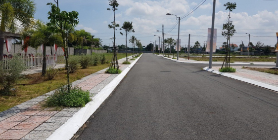 Vị trí: Phường 4,Tp Tân An, Long An  cần bán 3 lô đất