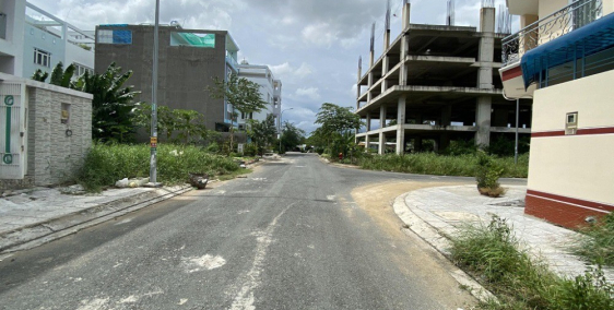 Khai trương mở bán đất MT Hoàng Hữu Nam quận 9, diện tích 100m2, giá chỉ 2.8 tỷ