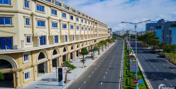 CỰC HOT!! SHOPHOUSE 2 mặt tiền 42m CẠNH BIỂN Tuy Hòa giá chỉ 4,5 tỷ (FULL GIÁ).