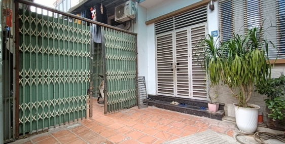 Bán gấp nhà cấp 4 32m2 Sát chợ Văn La KĐT Văn Phú, ô tô cách 30m 2.15 tỷ