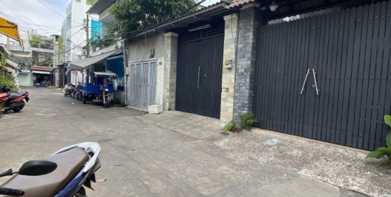 1 đời chủ 2004 LÊ THÚC HOẠCH, Quận Tân Phú / 110m2 (5x22) / HẺM XE TẢI.