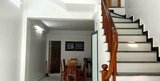 Bán nhà mới trung tâm Thanh Trì, thoáng rộng 36m2, 5 tầng, chỉ 3,5 tỷ