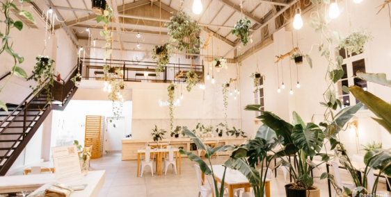 Bán Nhà MT Tiện Kinh Doanh đủ mọi Lĩnh Vực - Ngang 8m - Mở Quán Cà Phê Bao Đông