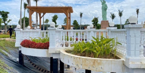 Mua đất tặng vàng - Tri ân khách hàng - Tặng luôn Mercedes GLC300