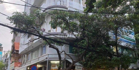 Bán nhà HXH  góc 2 MT Đường Ngô Quyền,P.5,Q.10.hDiện tíc: 6,5 x 14m. Kết cấu: Tr