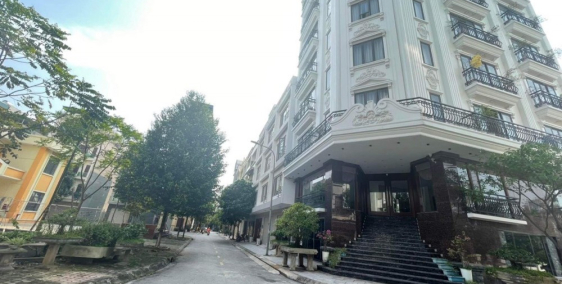     em đang cắt lỗ mâý  lô  chính chủ em còn  đất  Huyện  Tiên Du  Tỉnh