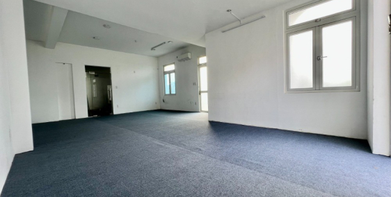 Chính chủ- Văn phòng cho thuê Q4 View 2 mặt tiền siu đẹp