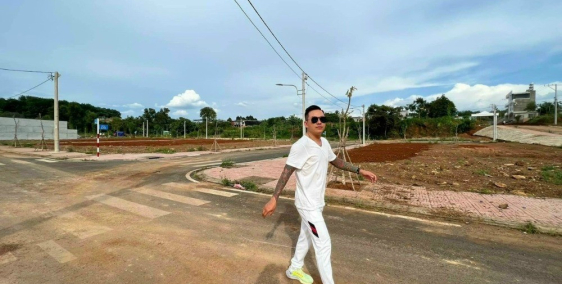 Đất thổ cư shr đường rộng 14m mặt tiền QL14 Đồng Xoài