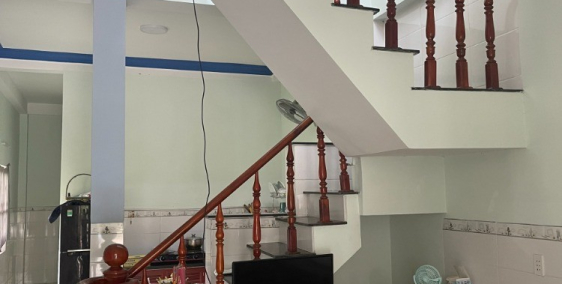 Chính chủ bán gấp căn nhà 2 tầng 3p trọ sau kcn mp3 và lô đất chỉ 850tr ngay chợ