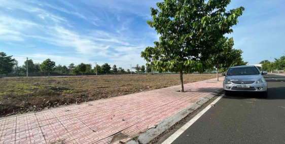 Bán nhanh lô đất full thổ ở Phường Tiến Thành, sổ sẵn, giá 1tỷ250