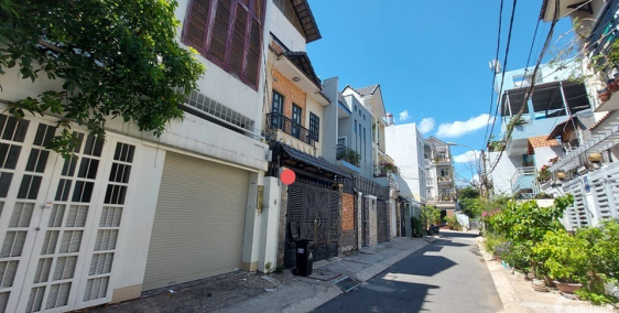 Bán nhà HXH Dương Quảng Hàm 63m2 5.8 tỷ, cạnh Nhà thờ Bến Hải, nở hậu 4.6m.